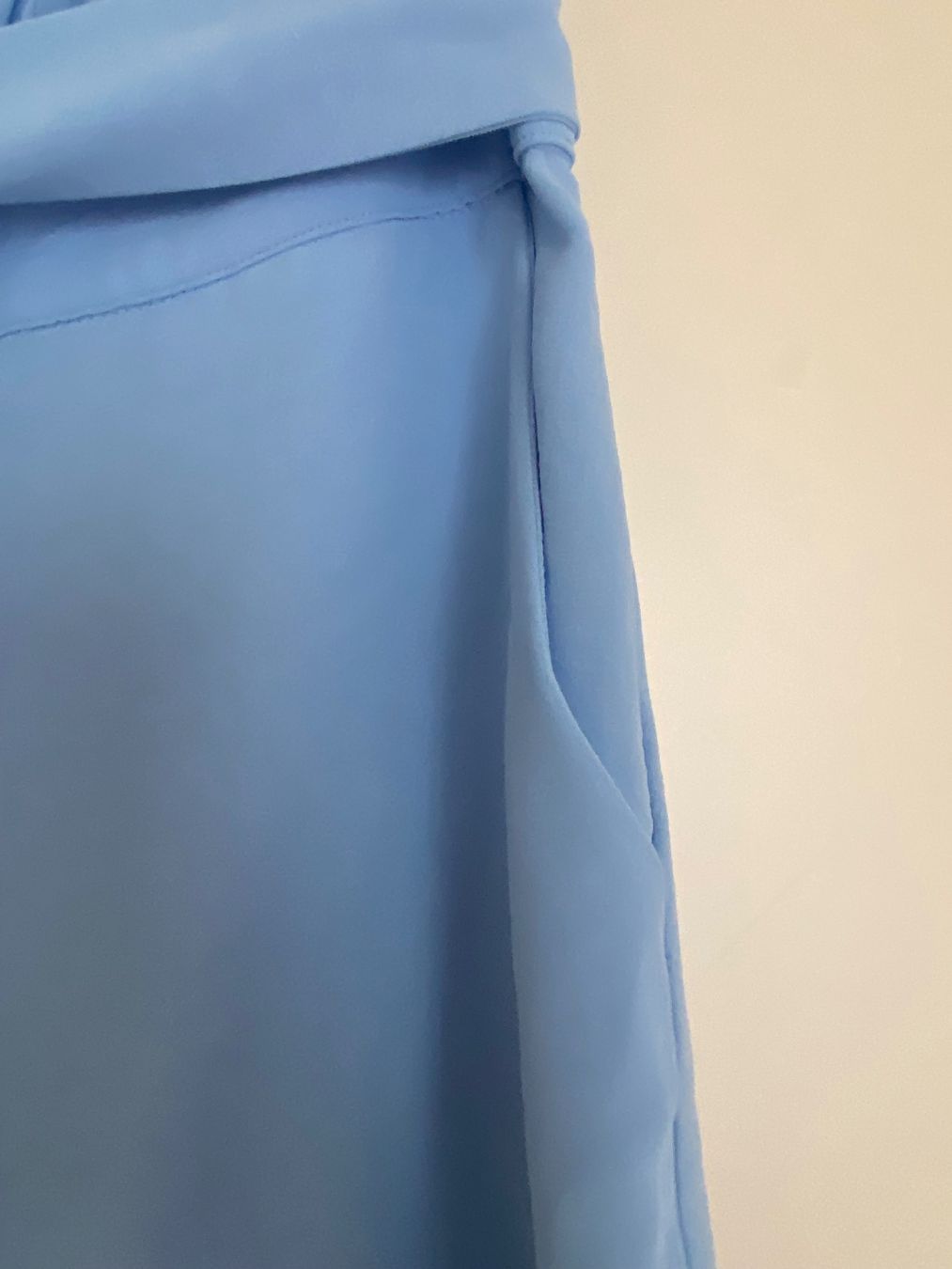 Vila Hosen: Neu hellblaue Vila Shorts, Grösse 40 – Neu (gemäss Beschreibung) aus Kilchberg ZH von lin_9p9m 2