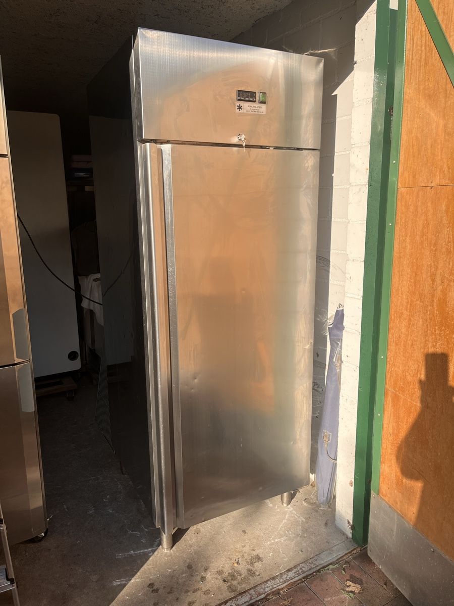 Réfrigérateurs: Gastrokühlschrank  – D'occasion à Zürich par powerboat01