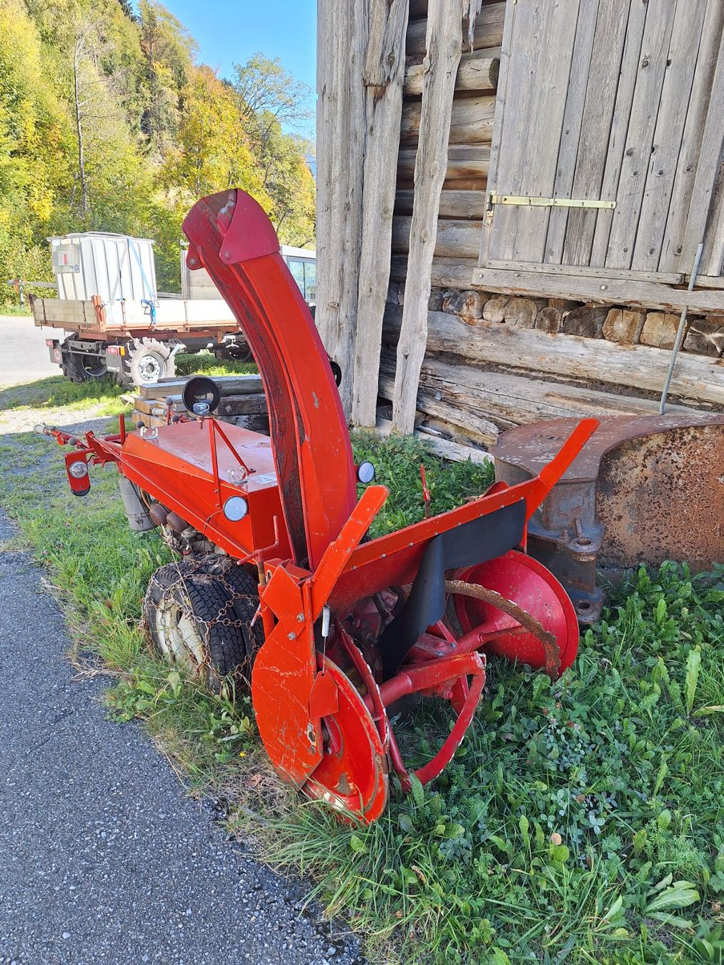 Aebi Toutes les machines: Schneefräse Aebi SF 2 – Défectueux à Chur par J2000