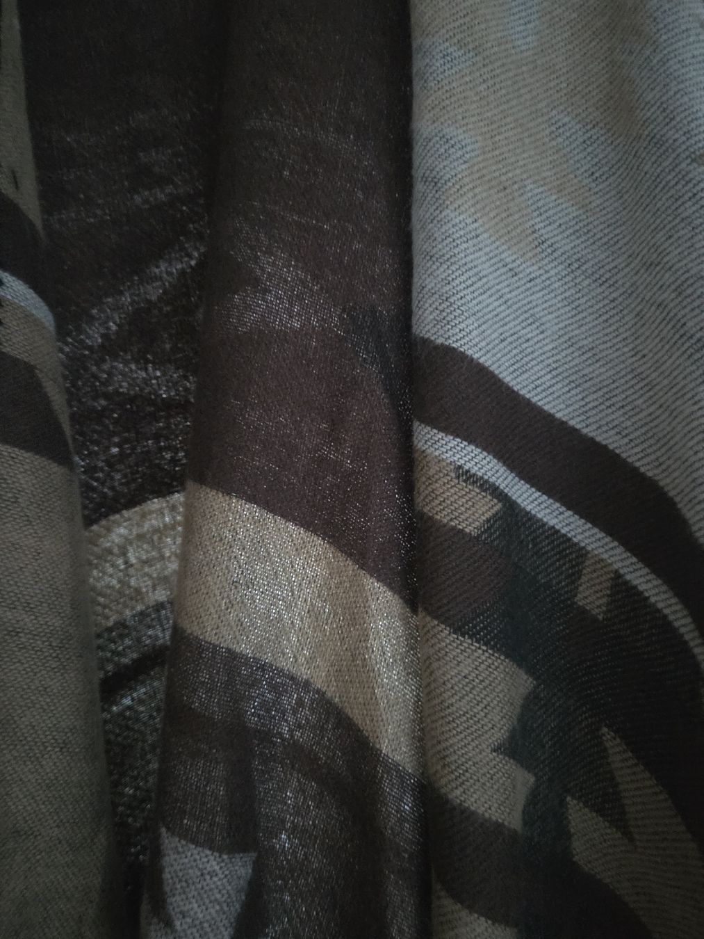 Giacche: Wunderschöner Poncho, an der längsten Stelle 110 cm lang. – Nuovo (secondo la descrizione) da Schöfflisdorf venduto da CrRG21 1