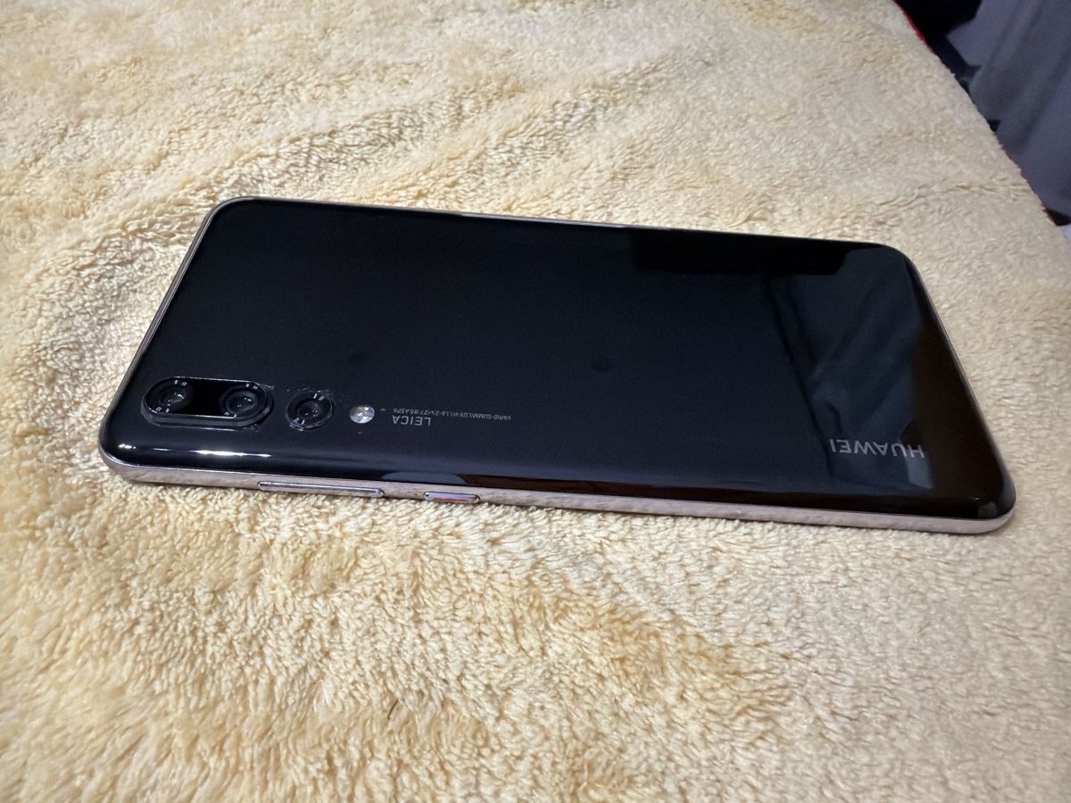 Huawei Telefoni cellulari / Smartphones: Huawei P20 Pro / 128Gb / – Usato da Arbon venduto da BaX_94 6