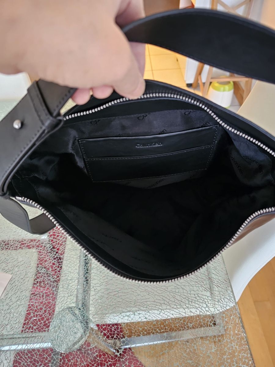 Calvin Klein Borse da donna: Calvin Klein Handtasche  – Nuovo (secondo la descrizione) da Luzern venduto da Reni025 4