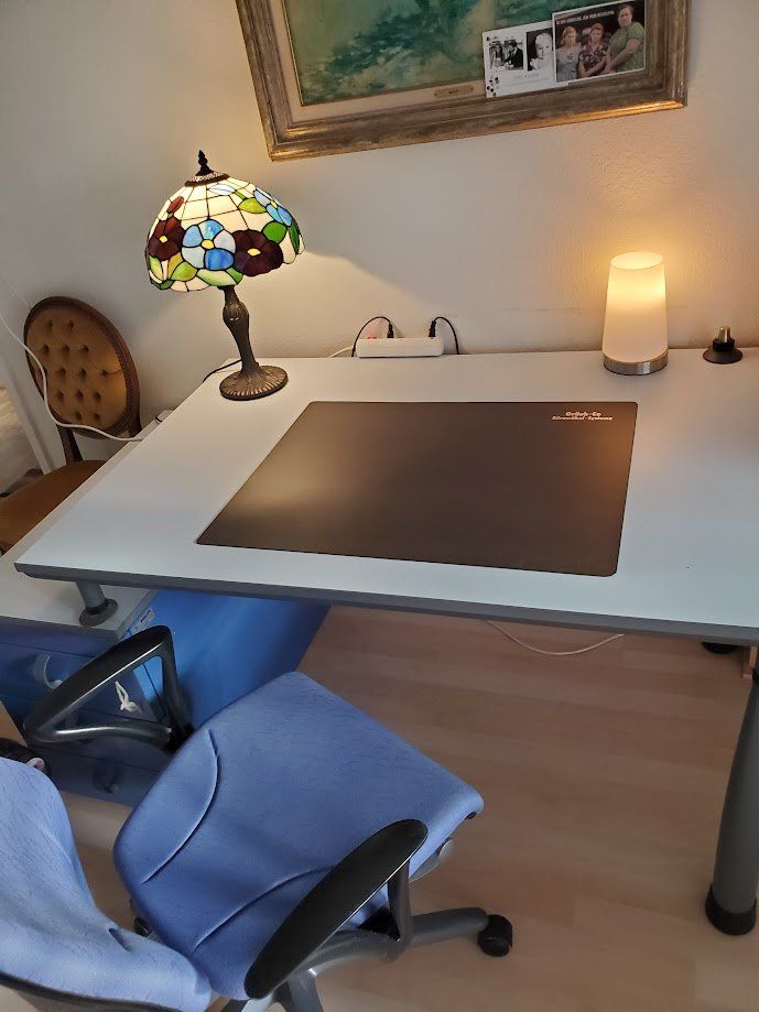 Lista Scrivanie: Lista Schreibtisch mit Korpus & Bürostuhl Giroflex – Usato da Zürich venduto da dalia89 4