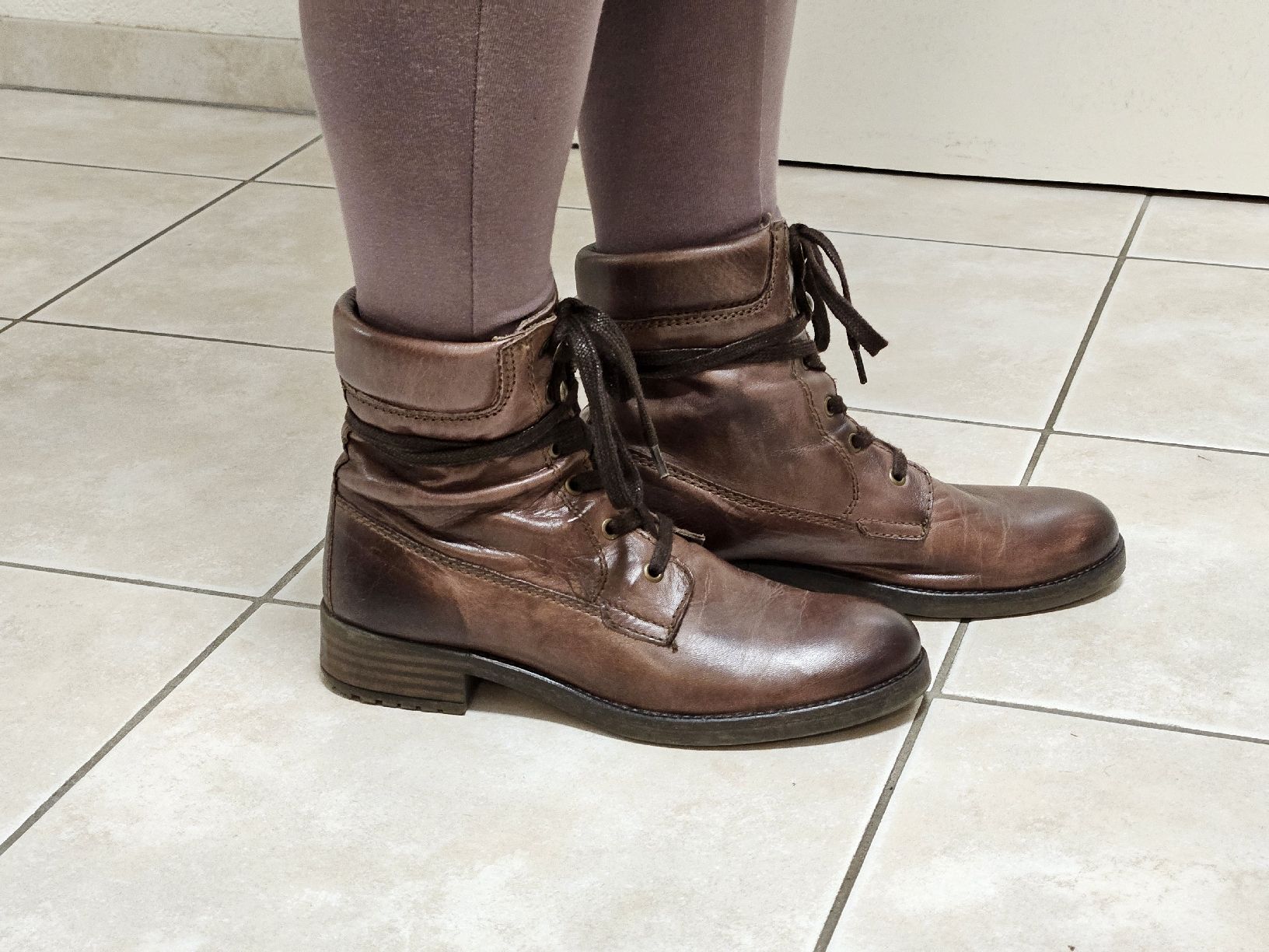 Buffalo Damenschuhe: Stylische braune Lederstiefel Grösse 38 – Gebraucht aus Winterthur von noodle_soup 1