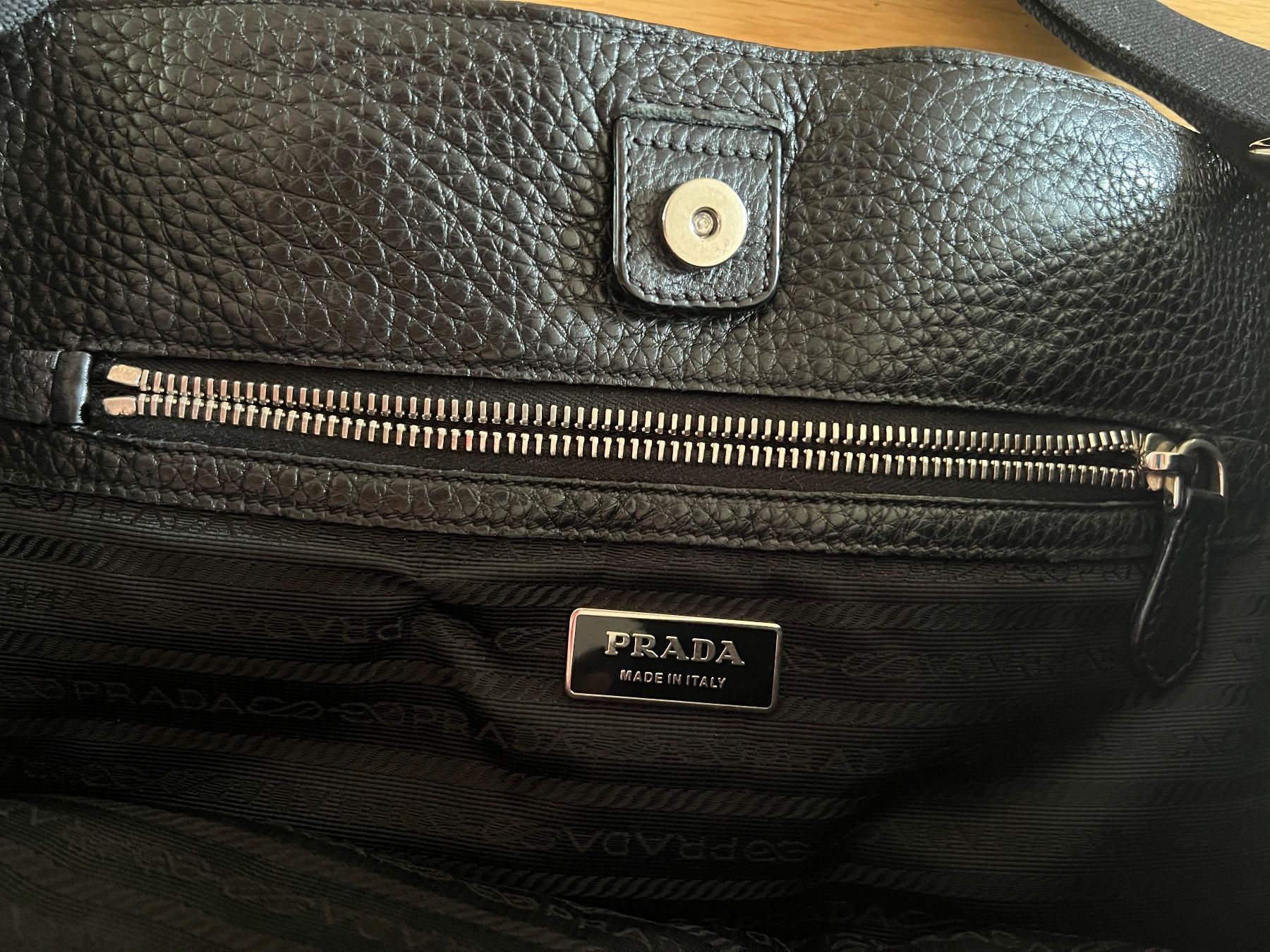 Prada Borse da donna: PRADA Tasche Leder Bag Original – Usato da Ebmatingen venduto da dartim 6