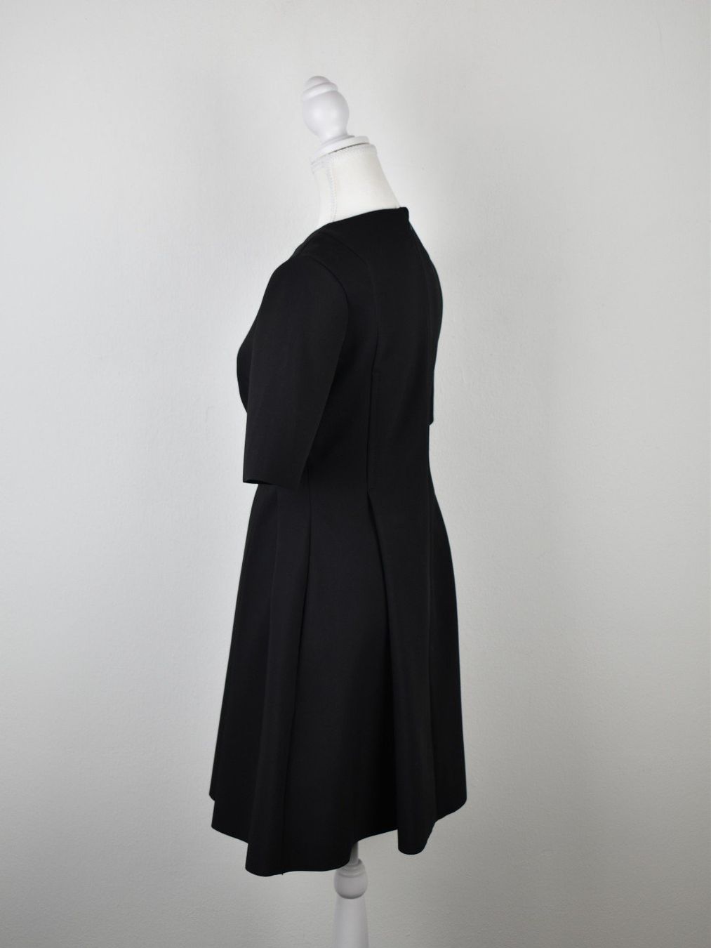Cos Vestiti: COS Kleid Gr.36, schwarz – Usato da Nürensdorf venduto da 2ND_STORY 3