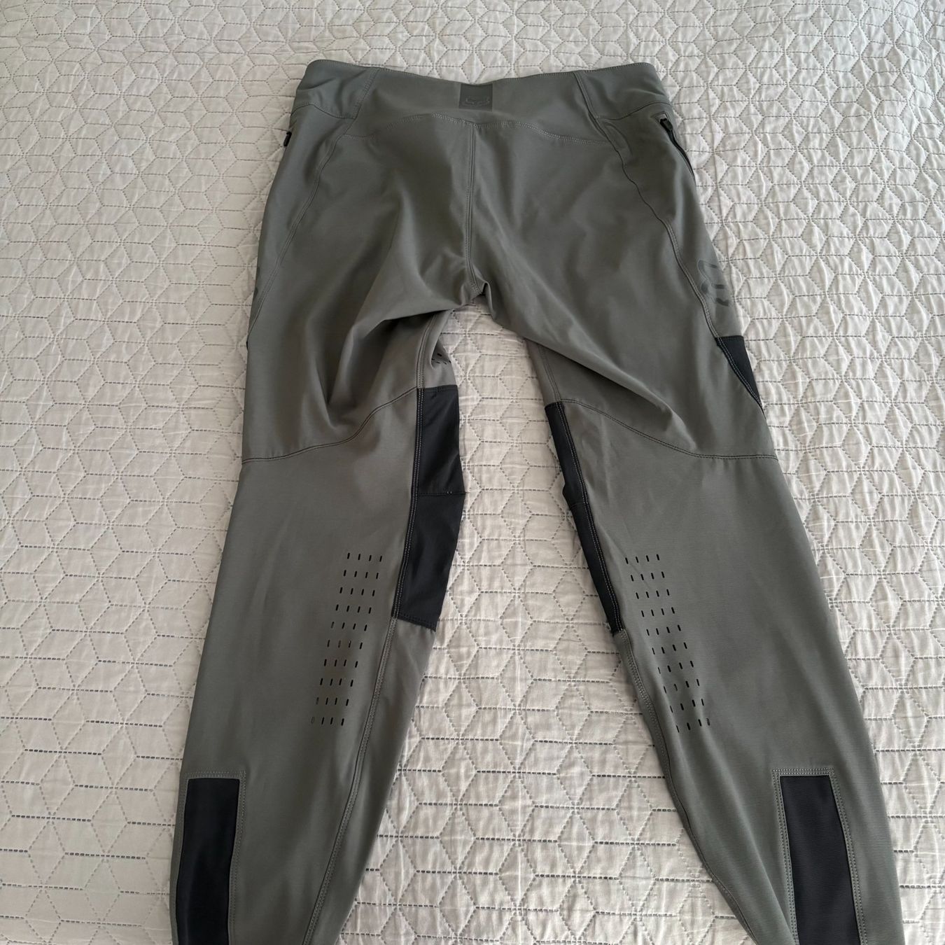 Fox Pantaloni: Pantaloni da MTB Fox 38 – Usato da Solduno venduto da podstanar53 4
