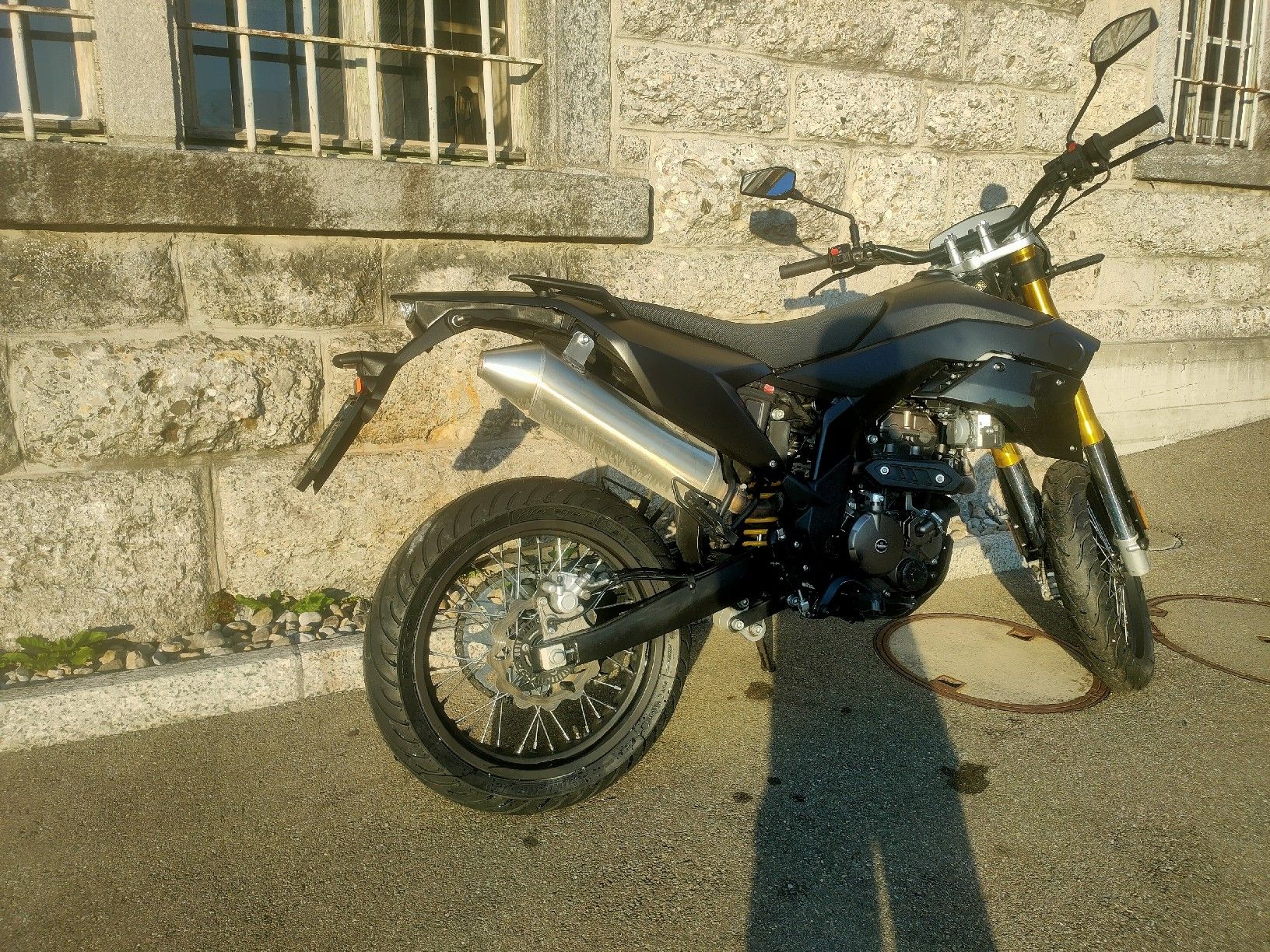 Mondial Route: Mondial SMX 125 – D'occasion à Schwellbrunn par ueli.l95 4