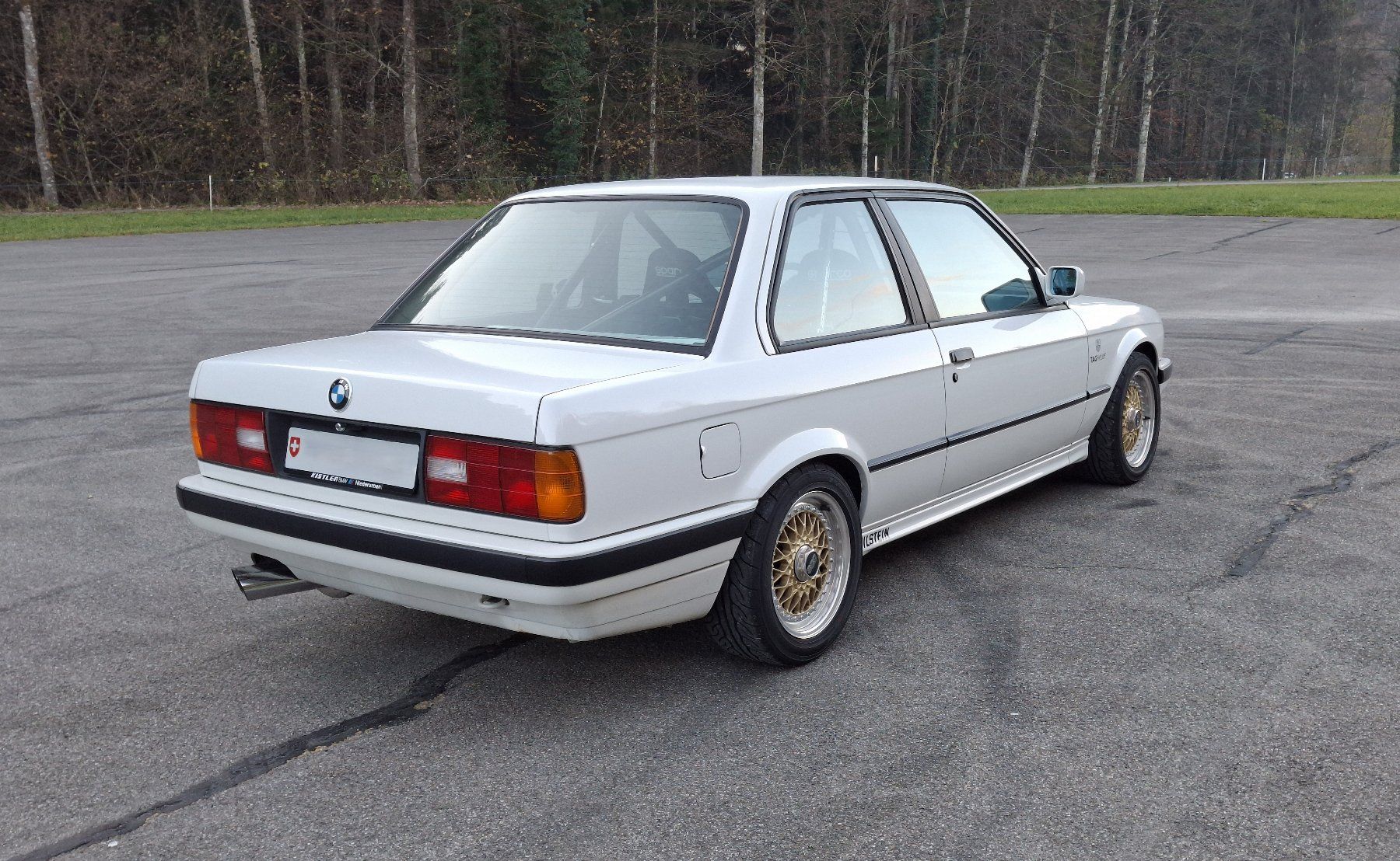 BMW Automobili: BMW E30 325i Clubsport – Usato da Illnau venduto da expand_dong 4