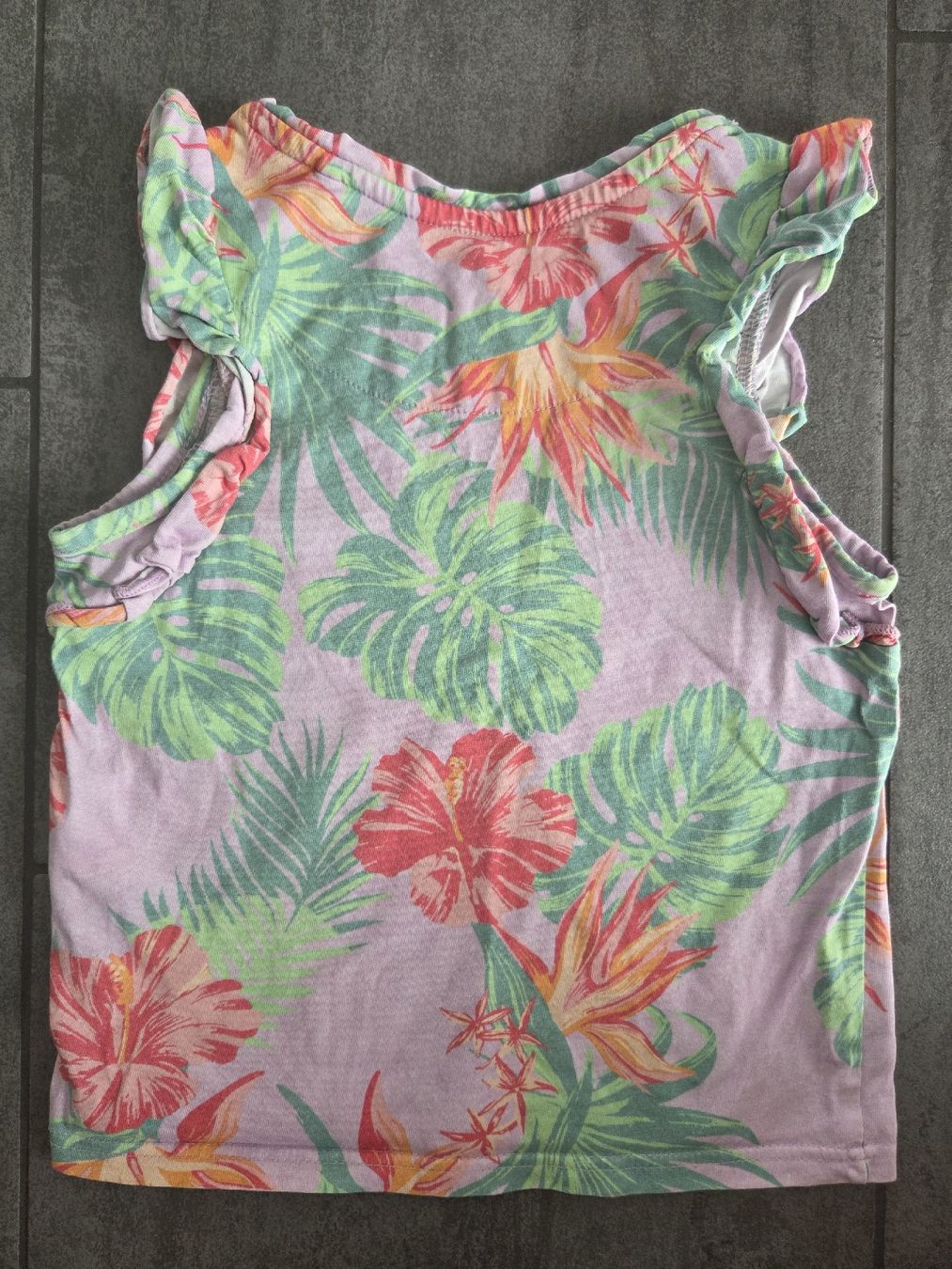 Blusen, T-Shirts & Tops: Mädchen Top mit Blumenprint Grösse 110/116 – Gebraucht aus Hüntwangen von ManuM2014 1