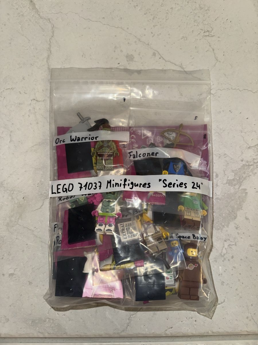 Lego Spielzeuge: LEGO Minifigures Series 24 Komplett – Neu (gemäss Beschreibung) aus Gossau ZH von Shaolin 1