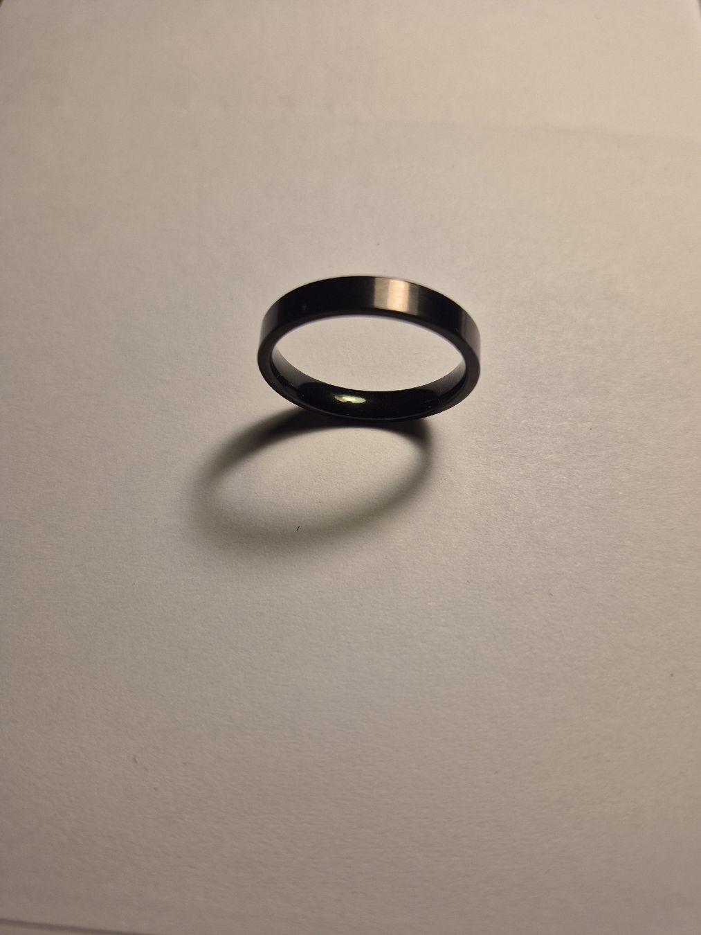 Anelli: Fingerring schwarz, glänzend, ungebraucht – Nuovo (secondo la descrizione) da Buchs AG venduto da Gian_1902