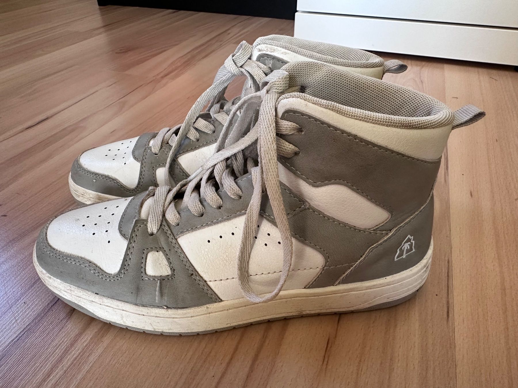 Scarpe da donna: hohe Sneaker Beach Mountain Grösse 37 – Usato da Hausen AG venduto da dege02