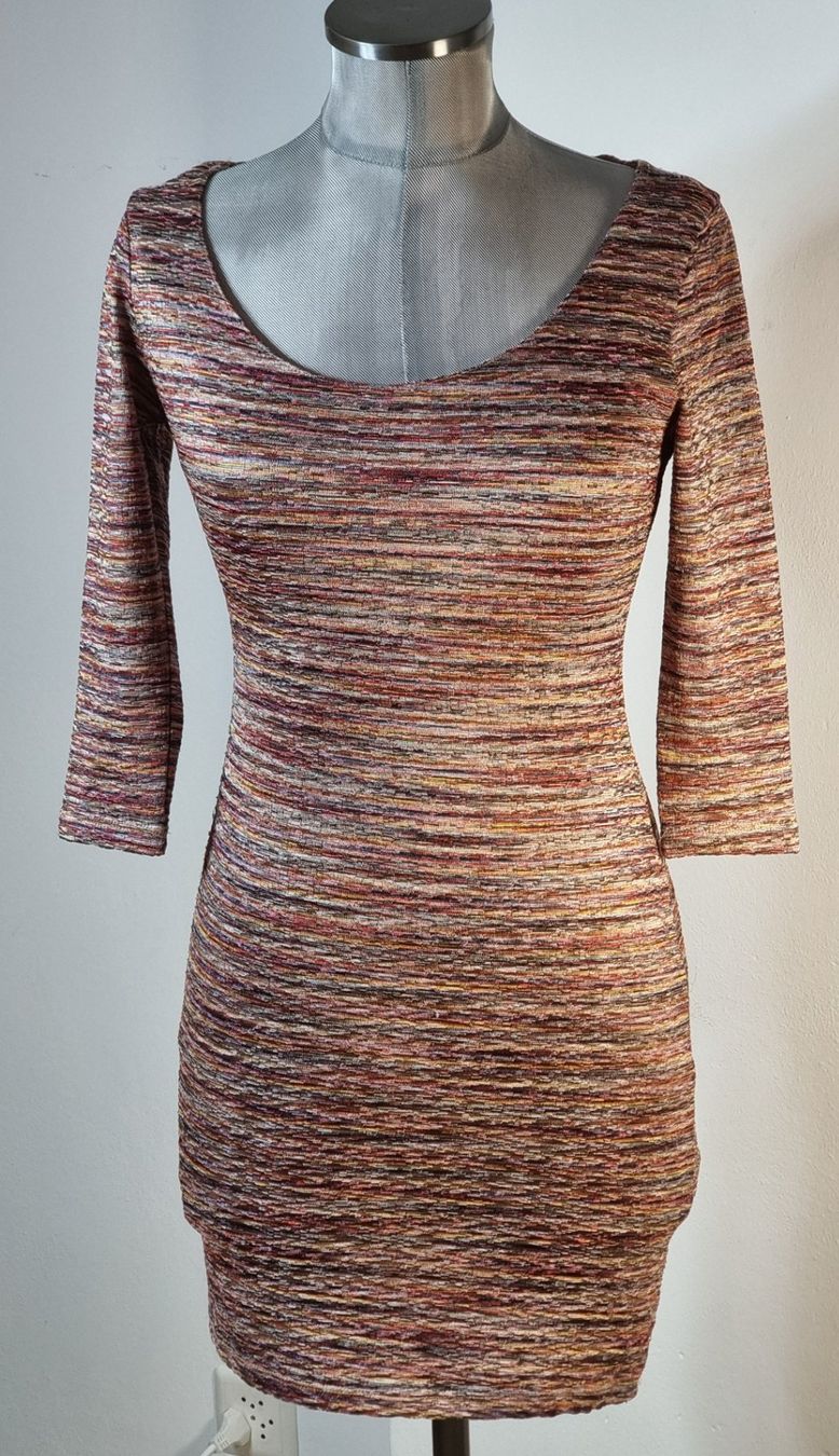 Kleider: XS 34 LOVE21 leichtes Minikleid Longpullover Garnstrick – Neu (gemäss Beschreibung) aus Dürnten von Bachtelsurfer