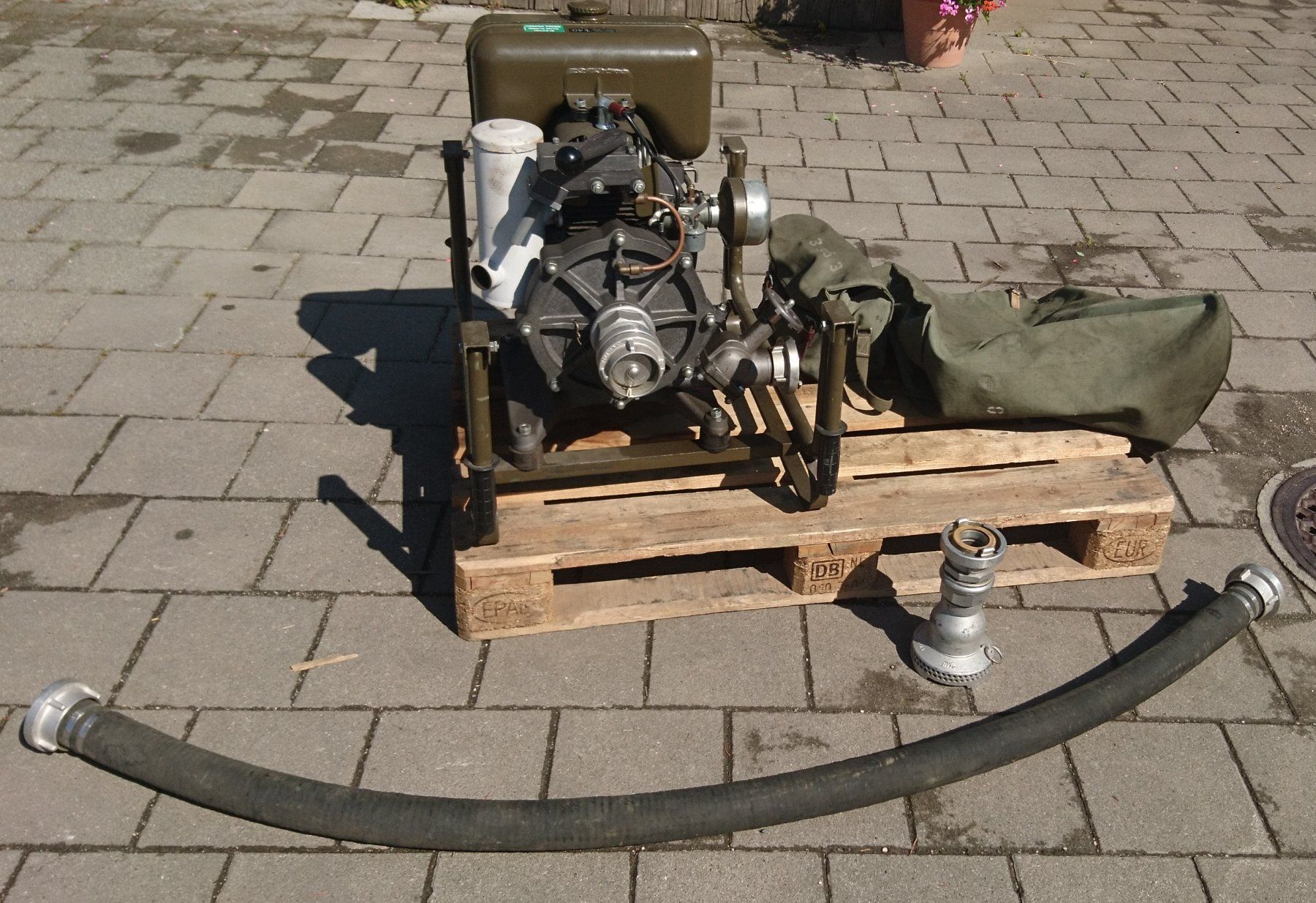 Pompe & Parti di ricambio: Motorspritze Typ 1 – Usato da Gampelen venduto da Schmidi887