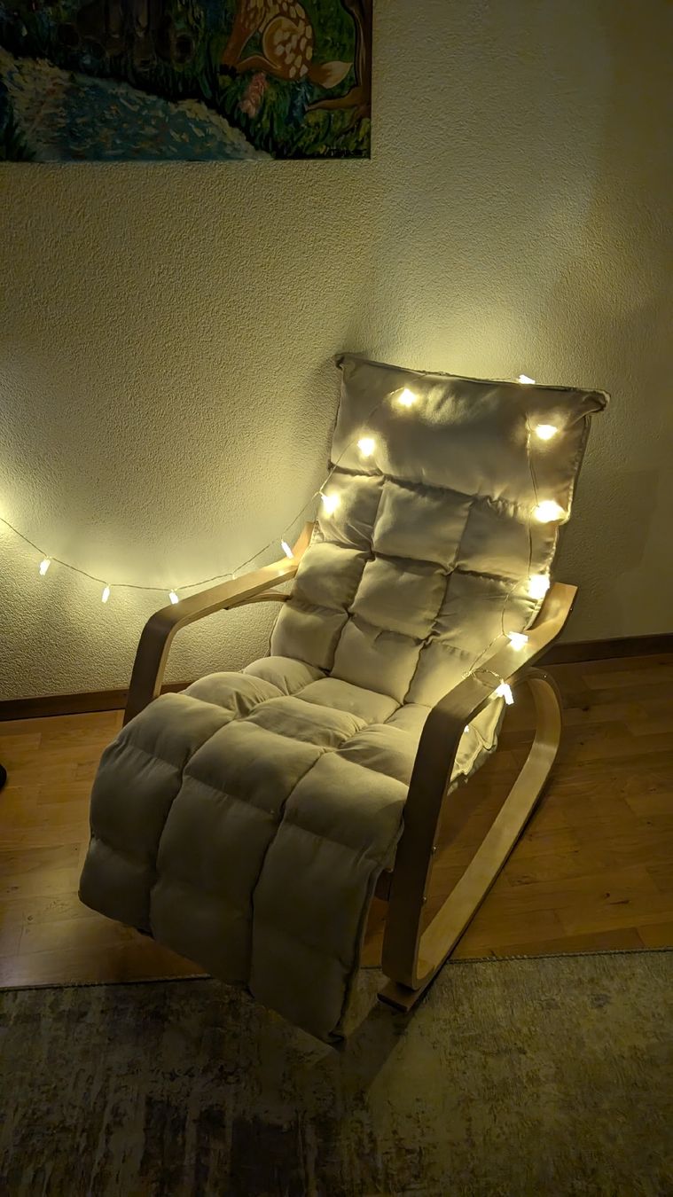 Fauteuils: Homcom Schaukelstuhl Holz – Neuf (Voir description) à Spiez par ray_c5dq