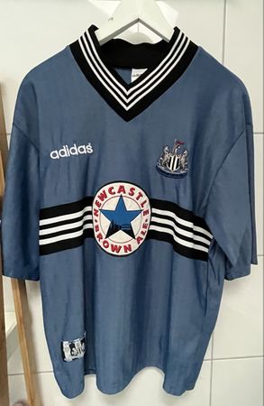 Newcastle Brown Ale Fussballtrikot Adidas Rarität!