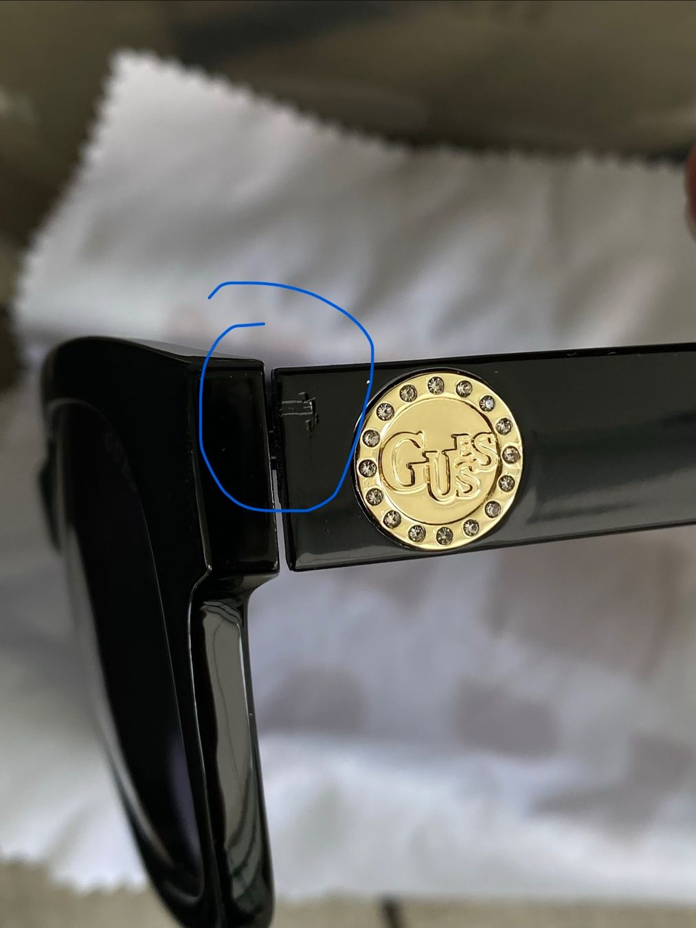 Guess Occhiali & Lenti: Guess Sonnenbrille Damen – Nuovo (secondo la descrizione) da Ehrendingen venduto da Uxaxa 7