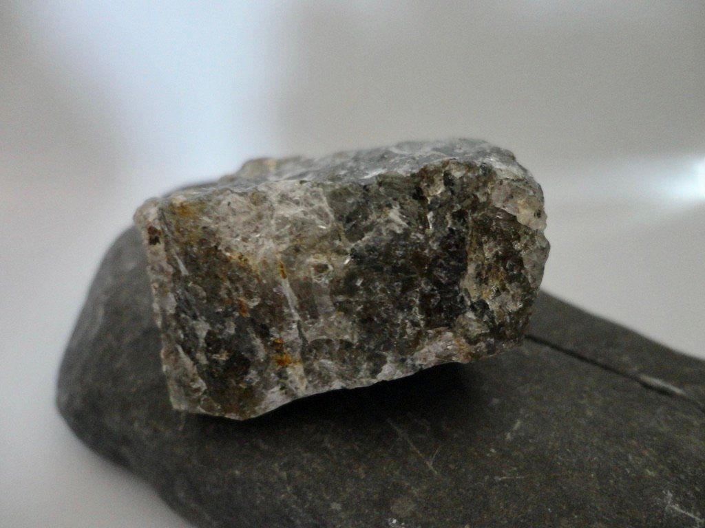 Minerali & Pietre curative: Lithomanit roh Heilstein – Nuovo (secondo la descrizione) da Biberist venduto da Steine