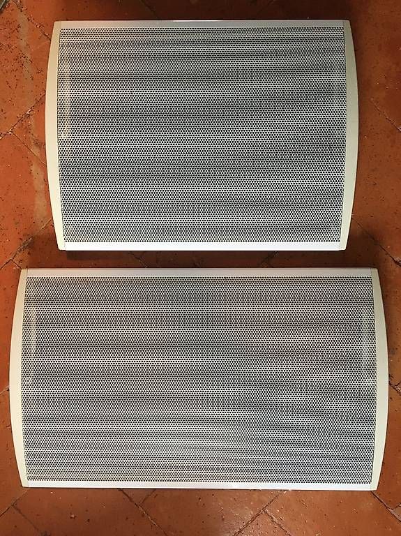 Heizgeräte: Radiatori elettrici NF Electricite a parete – Gebraucht aus Vezia von Curzio83