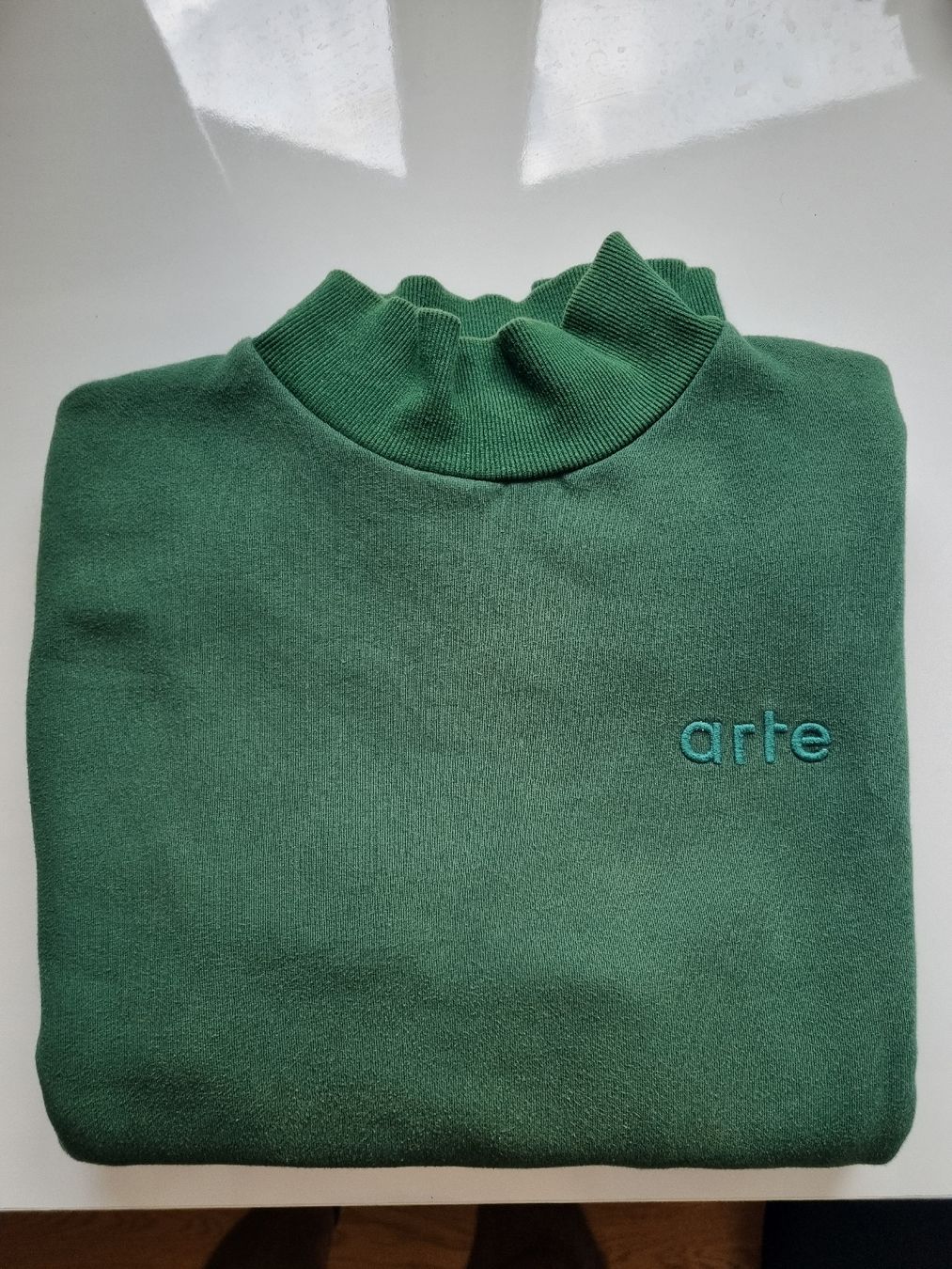 Maglioni & Felpe: Arte Rollneck/Pullover, Grösse M – Usato da Turbenthal venduto da Julicardo