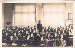 Schöne Ansichtskarte Klassenfoto 1920 Höngg ZH Zürich