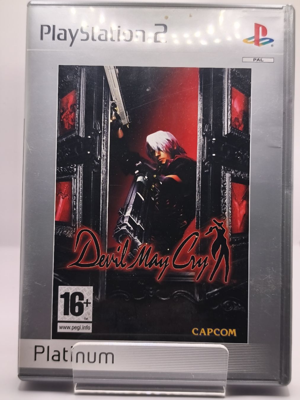 Sony Jeux: Jeu français PlayStation 2 Devil May Cry Platinum – D'occasion à Conthey par Th3gr4yf0x 1