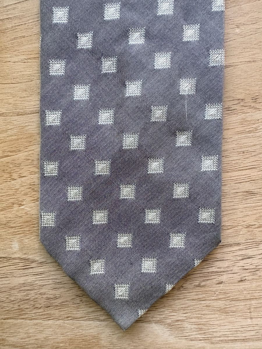 Hugo Boss Cravatte: Krawatte Hugo Boss Silk – Usato da Herrliberg venduto da Mirika