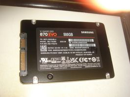 1 stück 500gb ssd. Samsung 870 evo. Getestet. Siehe Details