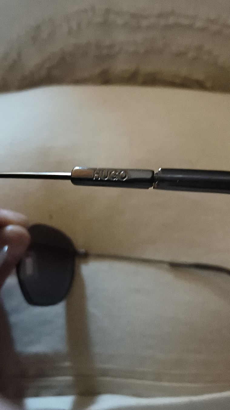Hugo Boss Occhiali & Lenti: Sonnenbrille Hugo Boss  – Usato da Leimiswil venduto da Kallebulli 1