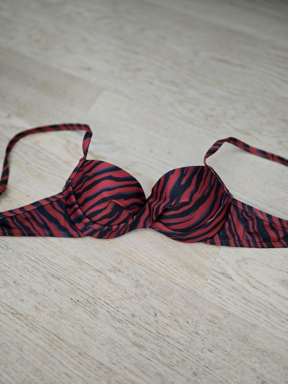 Hunkemöller Maillots de bain & Bikinis: Hunkemöller Bikini Oberteil - Grösse 70B – Neuf (Voir description) à Rickenbach b. Wil par Kth_v8