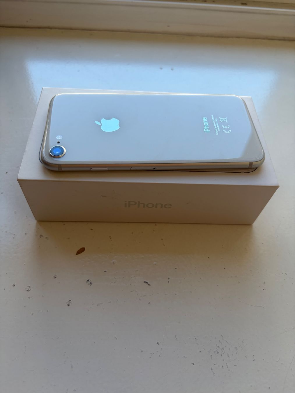 Apple Handys / Smartphones: iphone 8 64 GB – Gebraucht aus Zürich von Largra 3