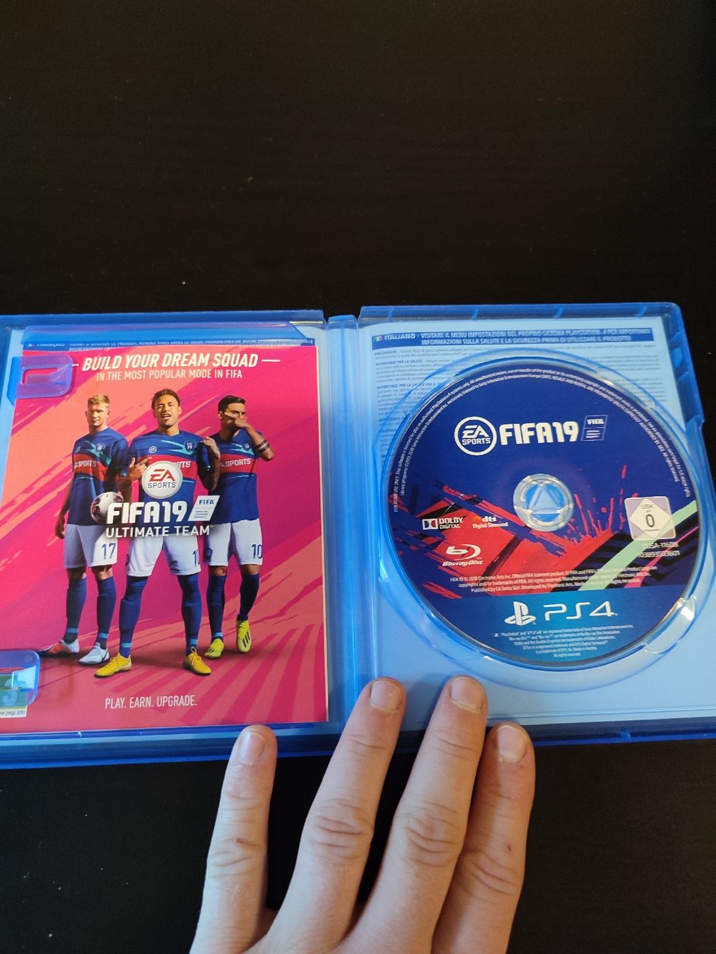 Sony Giochi: FIFA 19 PS4 Game - Excellent Condition – Usato da Martigny venduto da Errika 3