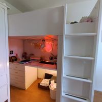 Hochbett IKEA SMASTAD mit integriertem Schreibtisch weiss