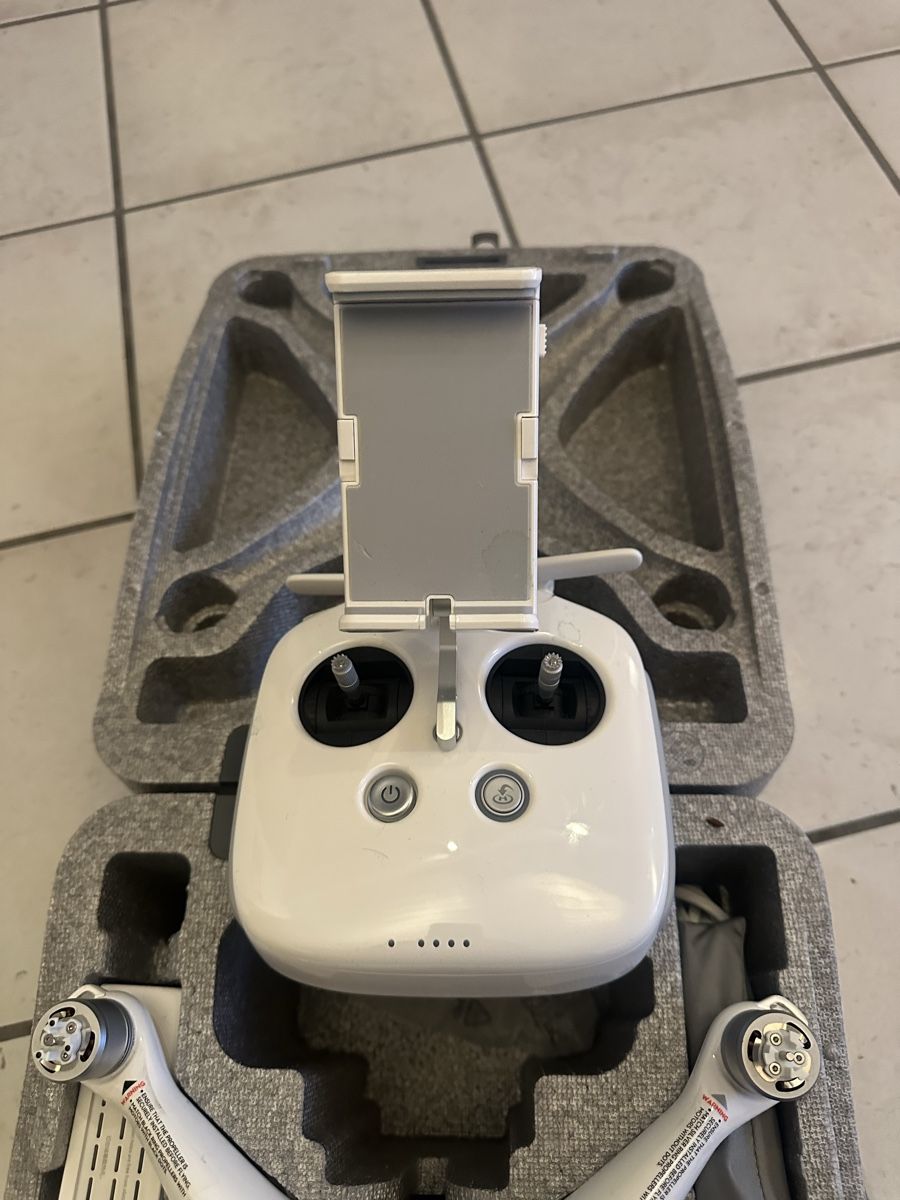DJI RC Kits de montage: Drohne Pantom 4 – D'occasion à Birrwil par Hollhan1 1