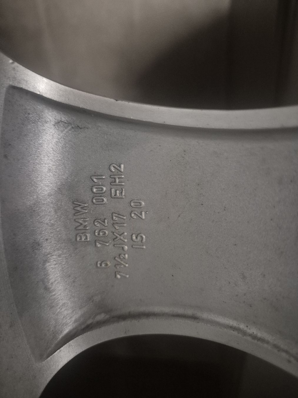 Pneumatici & Ruote complete: Sommerräder bmw 5er e60/61 – Usato da Rüegsau venduto da Arm86 3