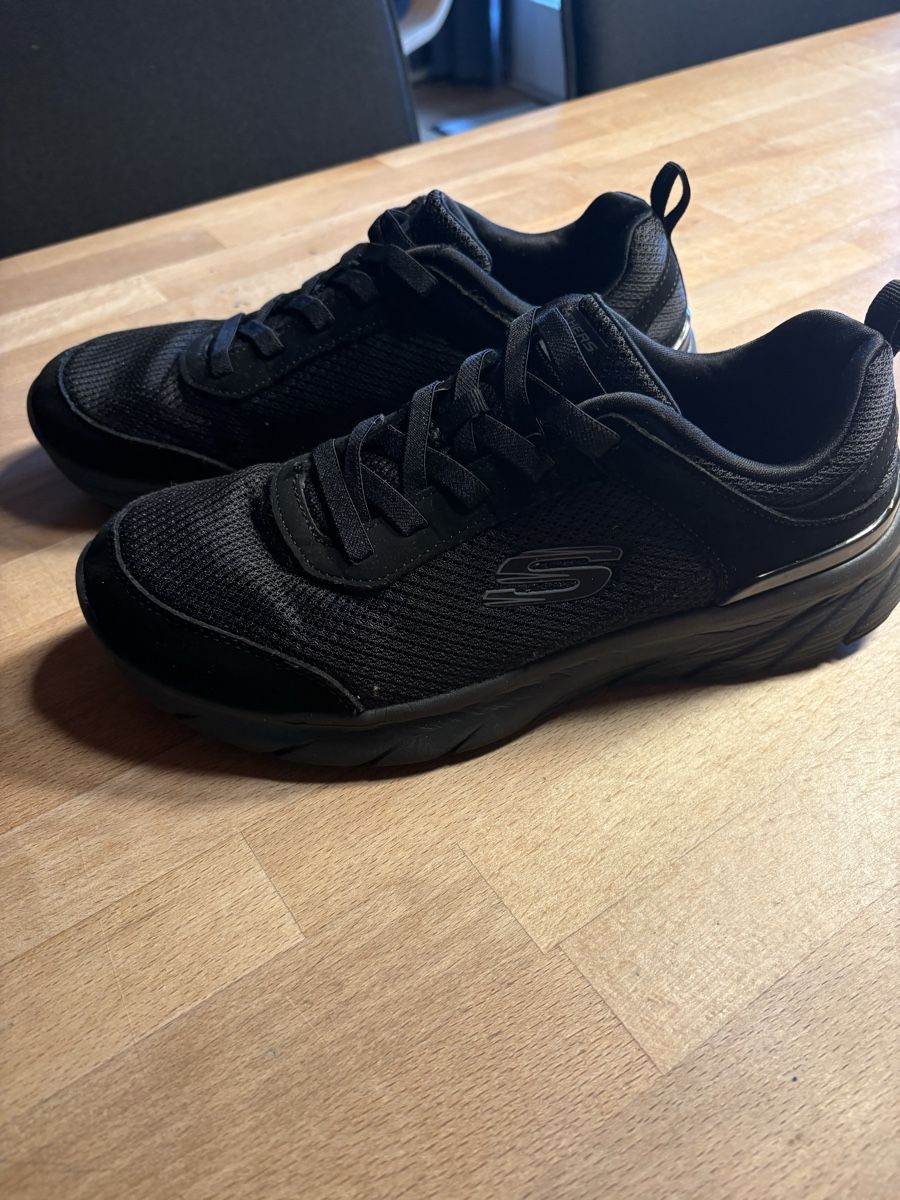 Skechers Chaussures femmes: Sketchers – D'occasion à Milken par Miwa12