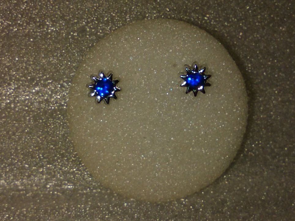 Ohrringe & -stecker: OHRRINGE MODESCHMUCK,,,2 BLUMEN,,,GLANZIG – Neu (gemäss Beschreibung) aus Basel von bijoutrie_4 2