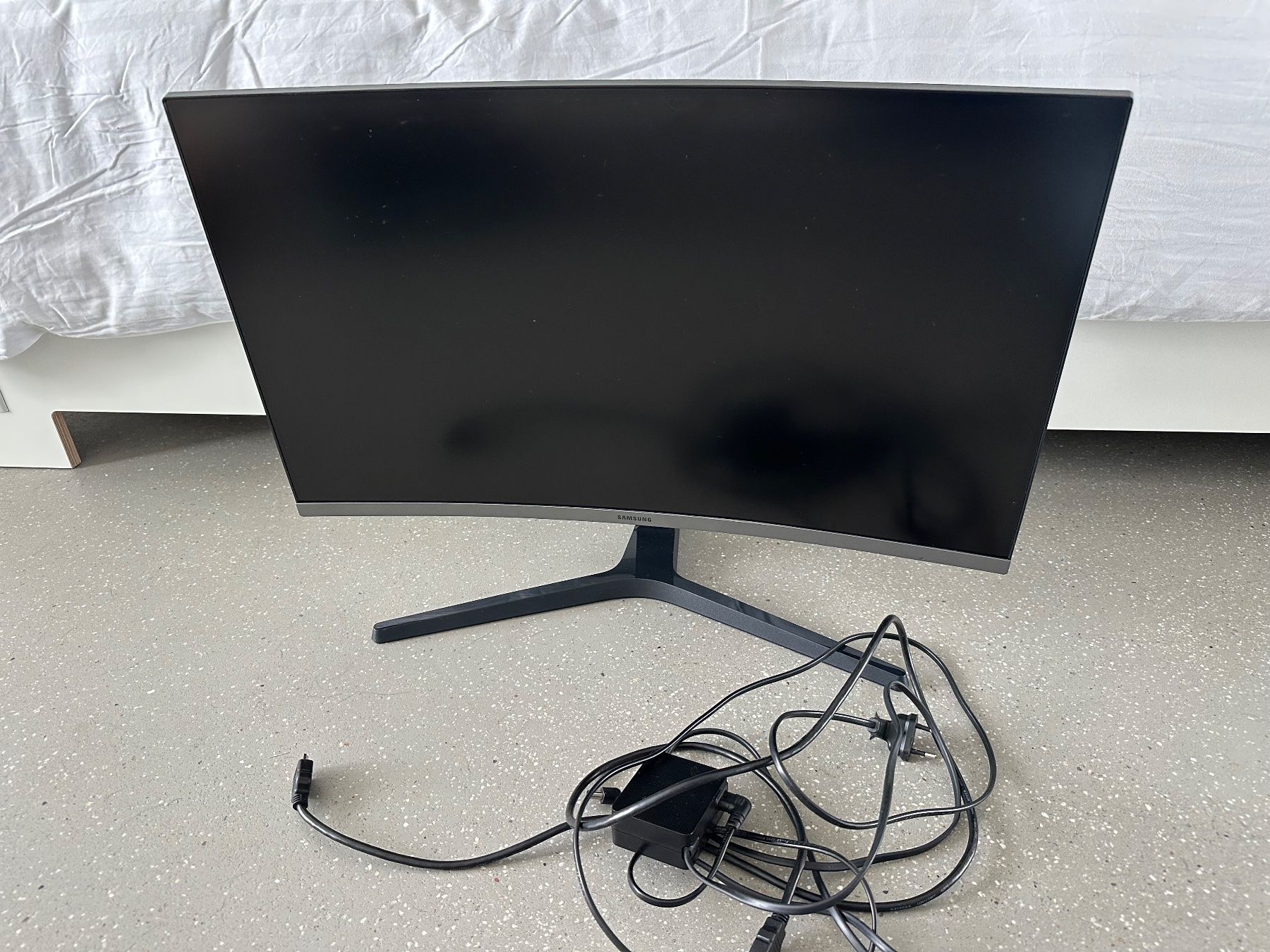 Samsung Monitore: Samsung Bildschirm – Gebraucht aus Männedorf von 24sea