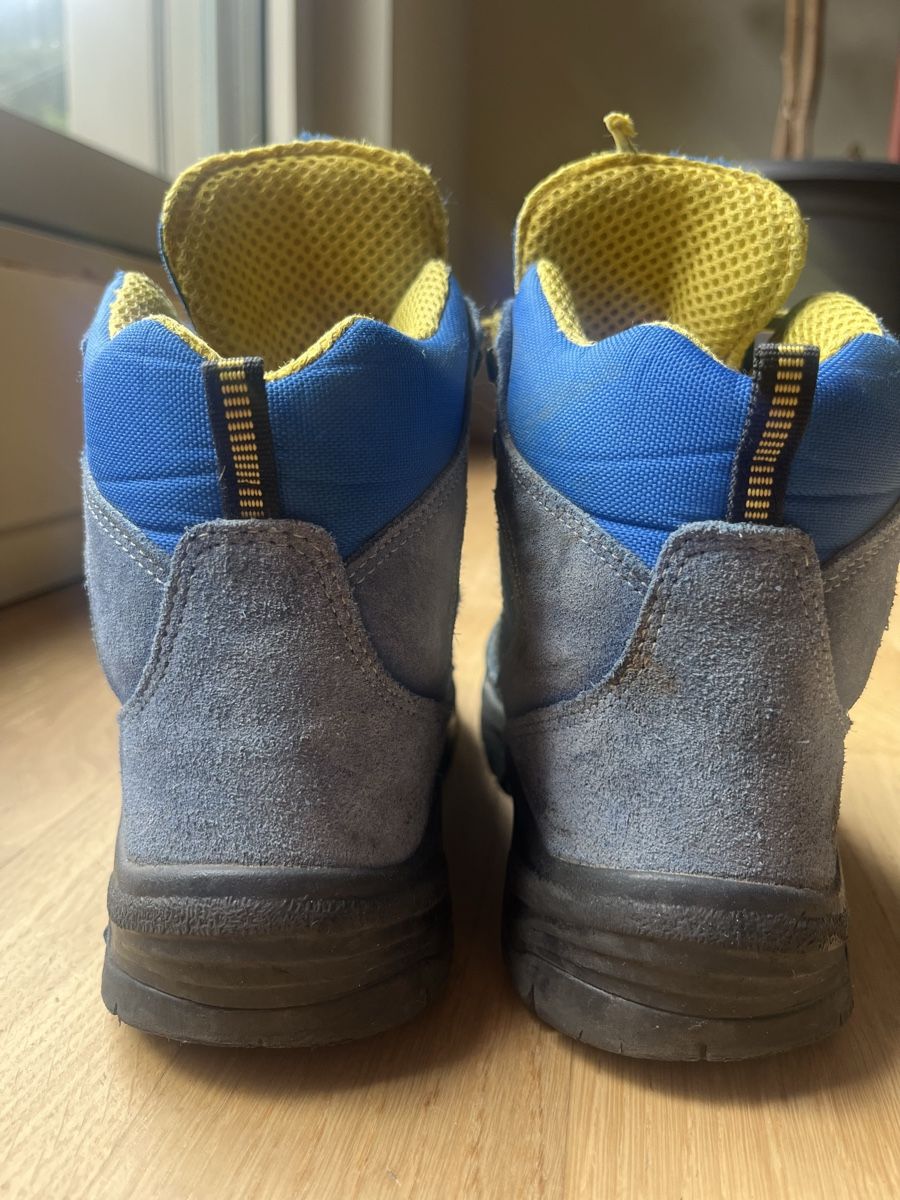 Scarpe per ragazzi: Wanderschuhe Kinder Gr. 38 – Usato da Davos Platz venduto da Infinity795 5