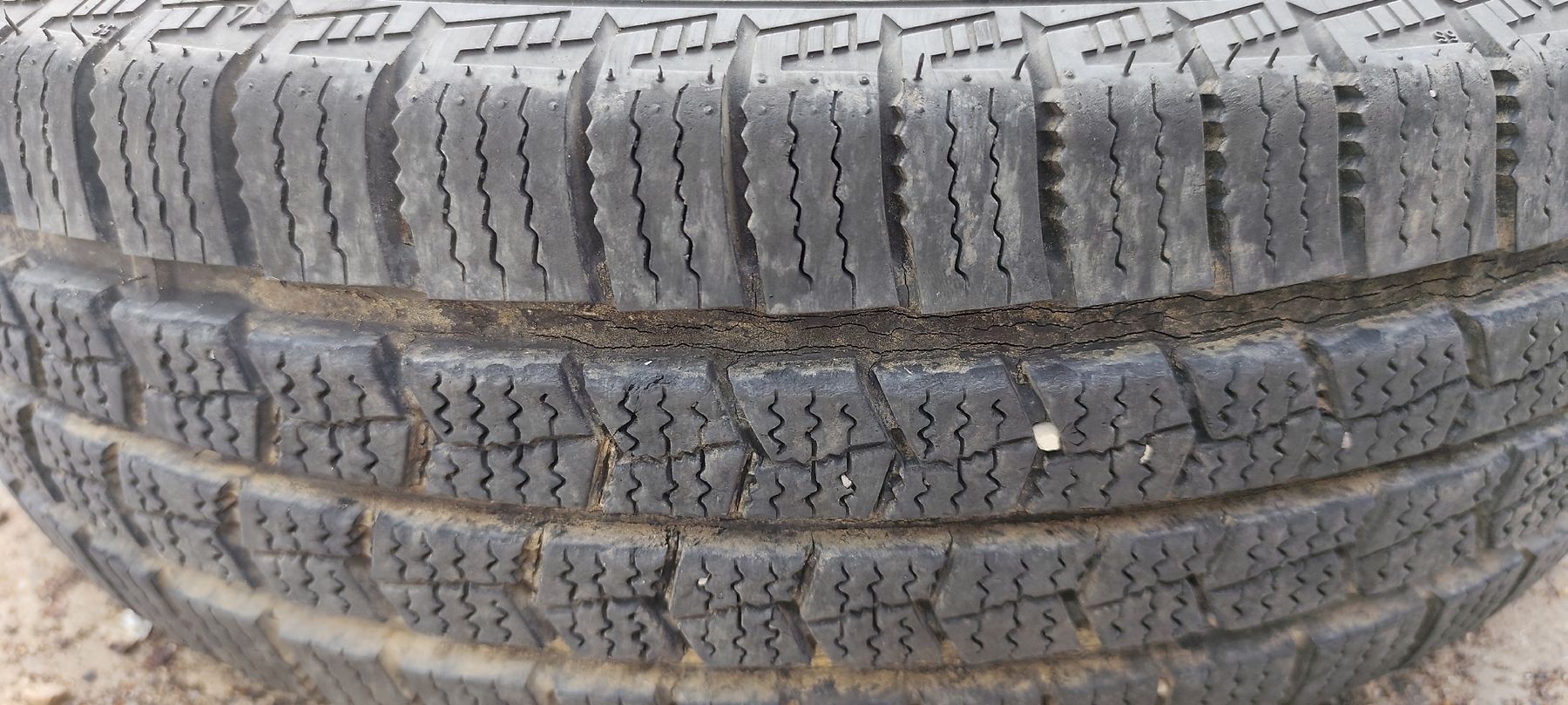 Pneumatici & Ruote complete: Anhänger Räder 14C – Usato da Bassecourt venduto da Jumat 5