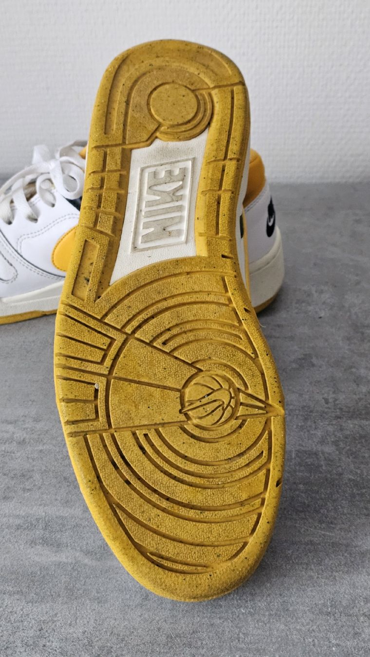 Scarpe da uomo: Nike Air Force 1, pointure 45, comme neuf – Usato da Penthalaz venduto da benybeny11 4