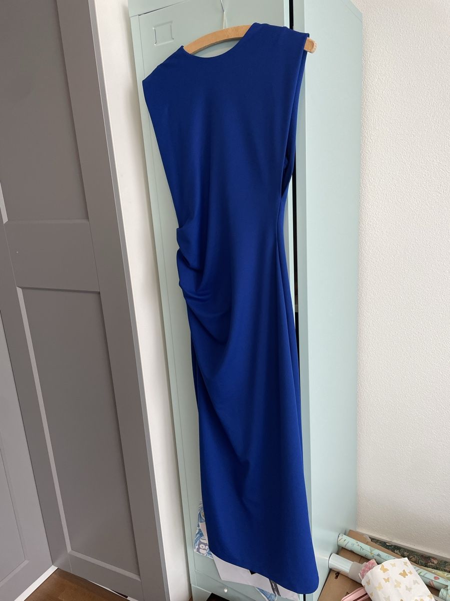 Zara Vestiti: Elegantes, blaues Kleid -Grösse M – Usato da Uitikon Waldegg venduto da ste_7ck7