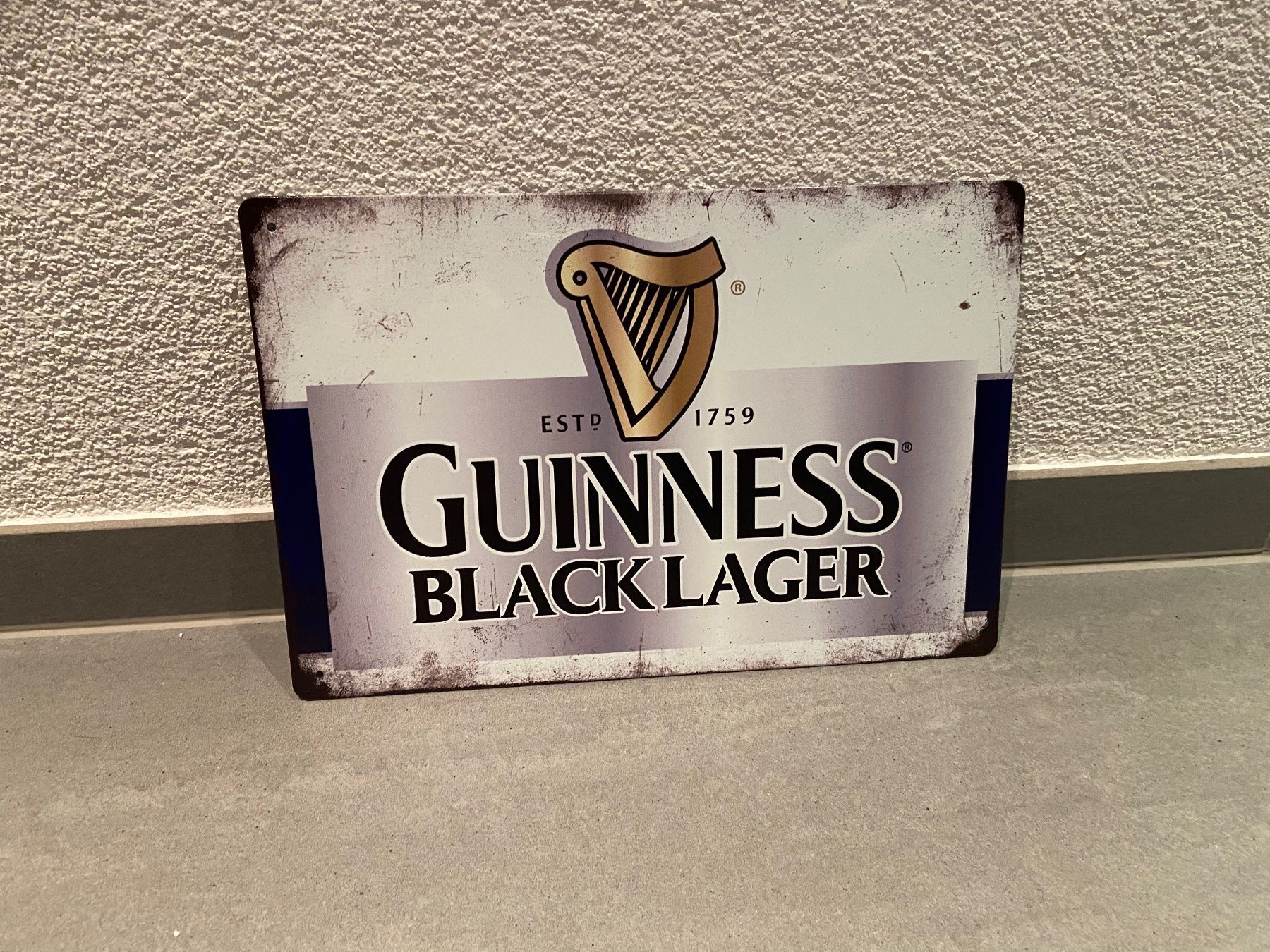 Schilder: GUINNESS BLACK LAGER / 1 StÜCK / NEU – Neu und originalverpackt aus Seon von Aaargauer01 7