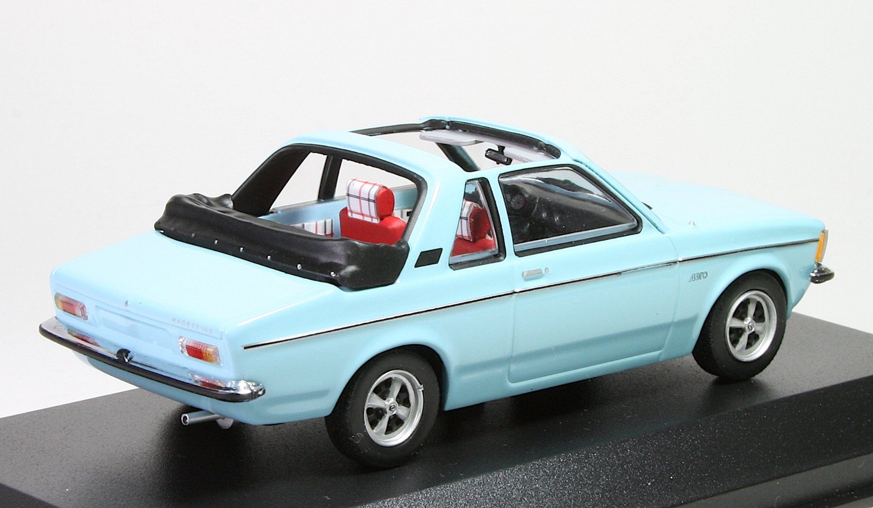 Minichamps Modellini d'auto: Opel Kadett C Aero – Nuovo e nell'imballaggio originale da Elsau venduto da Peekay8 2