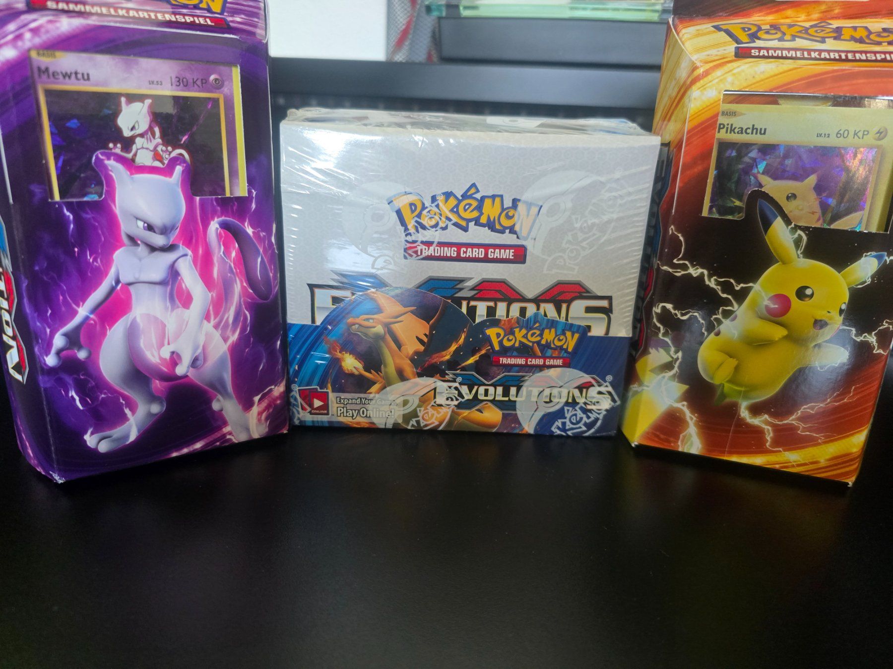 Pokémon Carte collezionabili: Pokemon Evolutions Booster Diplay EN & 2 Evolution Decks D – Nuovo e nell'imballaggio originale da Lachen SZ venduto da Pingu25