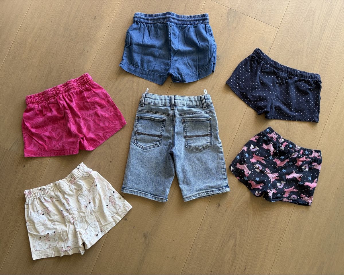 Lotti & Set di vestiti: Sommerliches Kleiderpaket Grösse 116-122 – Usato da Lachen SZ venduto da LinWeg 8