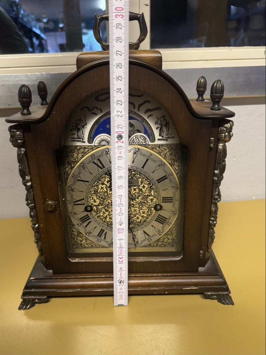 Orologi da terra & Orologi da parete: Tischuhr  – Usato da Schlieren venduto da Freundlich02 6
