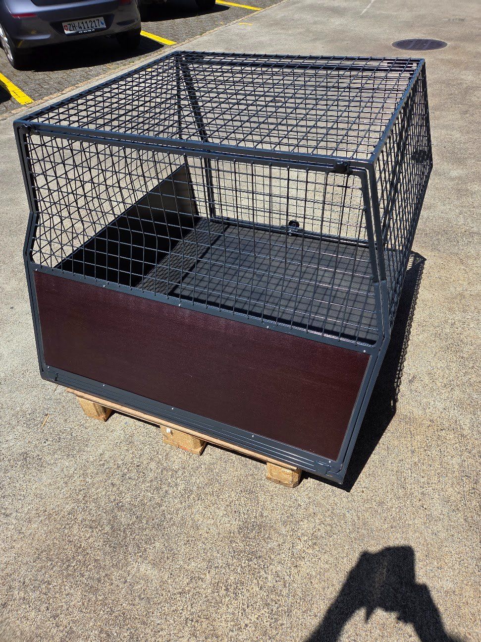 Gabbie, trasporto & Sicurezza: Mercedes GLS Hundebox – Usato da Grüt (Gossau ZH) venduto da RT10 2