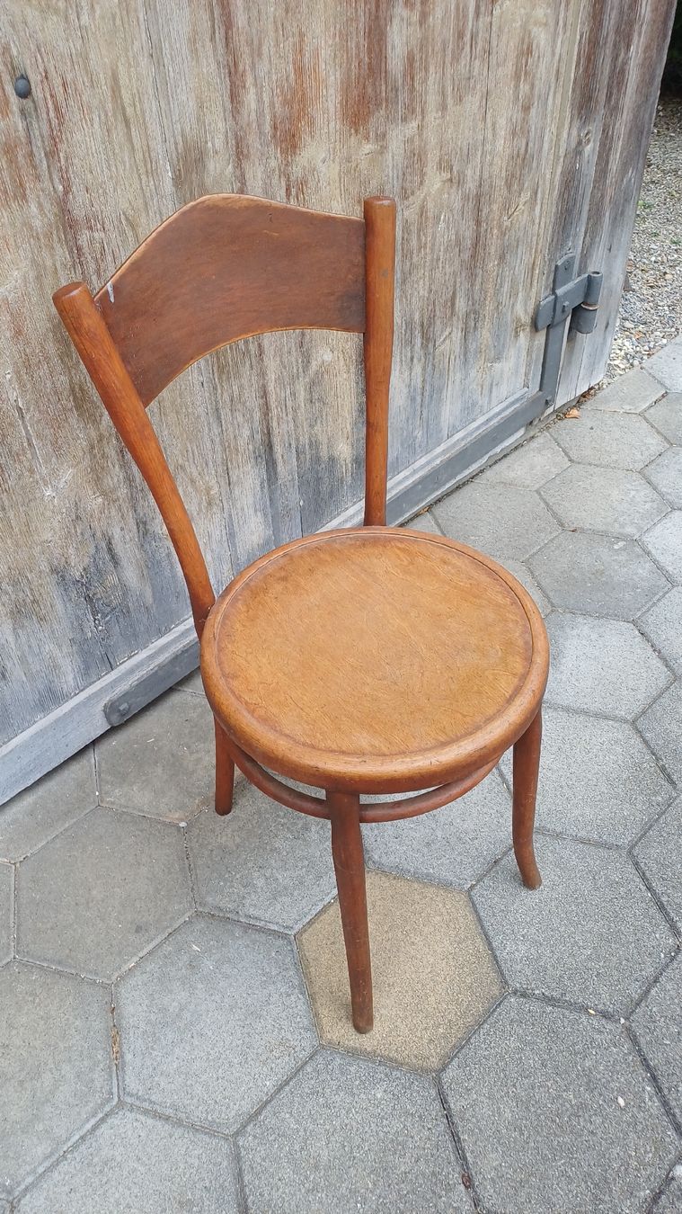 Stühle: Beizenstuhl – Gebraucht aus Flawil von Pinkmalibu 6